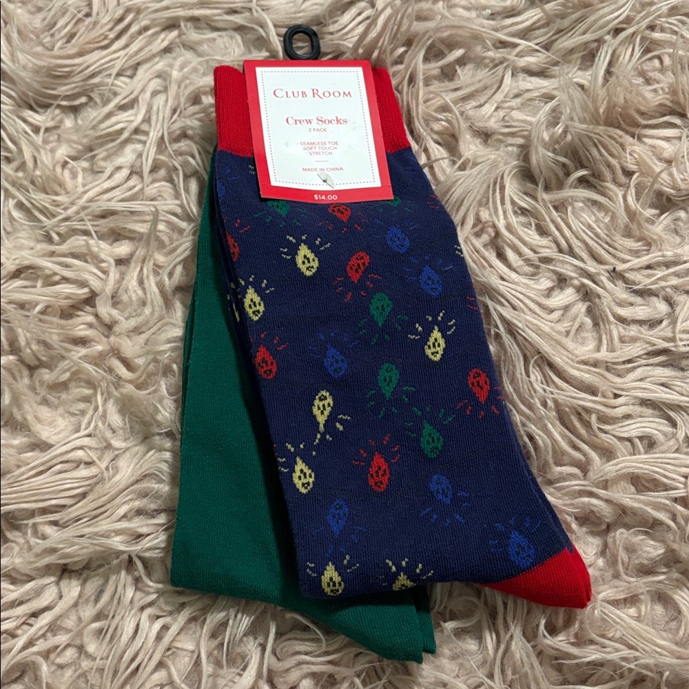 NWT 2-Pack Macy's Club Room Holiday Crew Socks